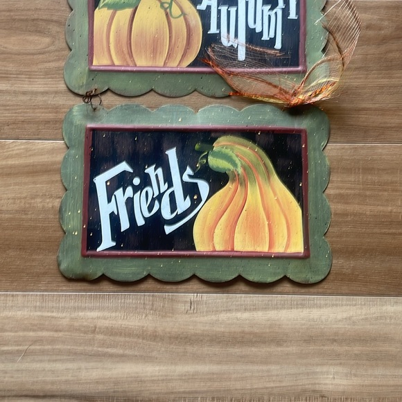 Welcome Autumn Friends Tin Sign - Picture 5 of 8